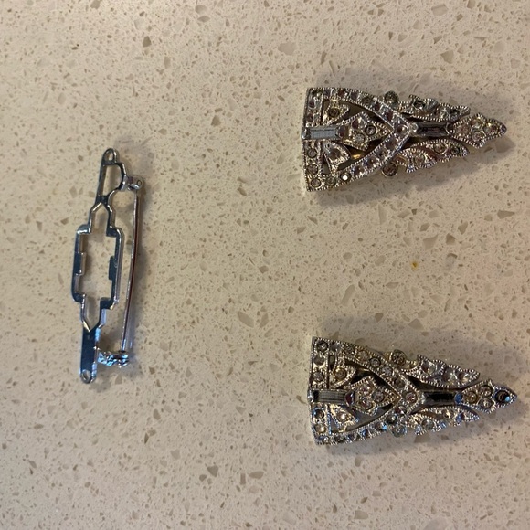 Stunning silver tone brooch can become lapel chips. This was very in big 1930’s - Picture 8 of 11